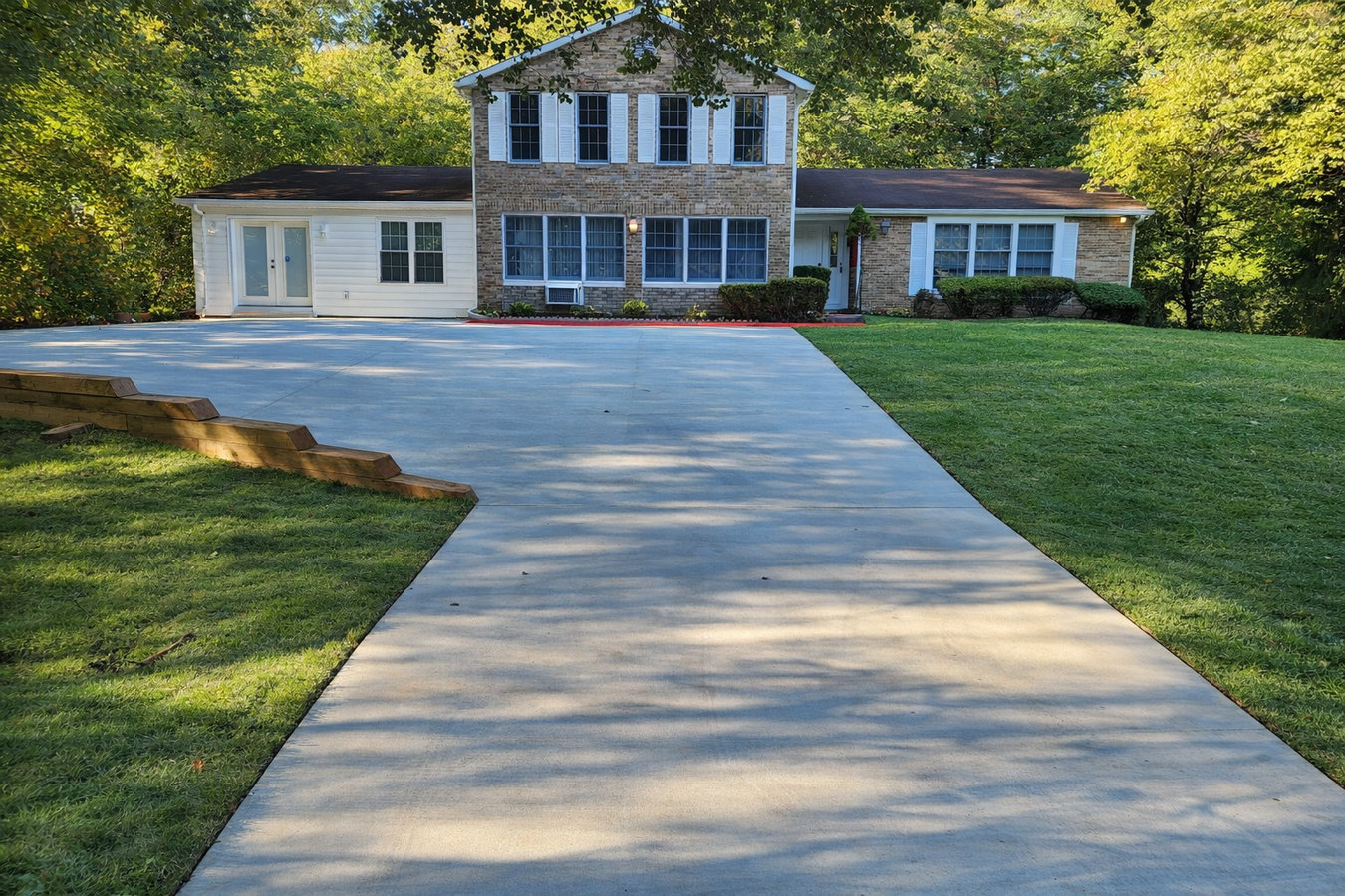 Concrete driveway building in Baldwin Park, CA